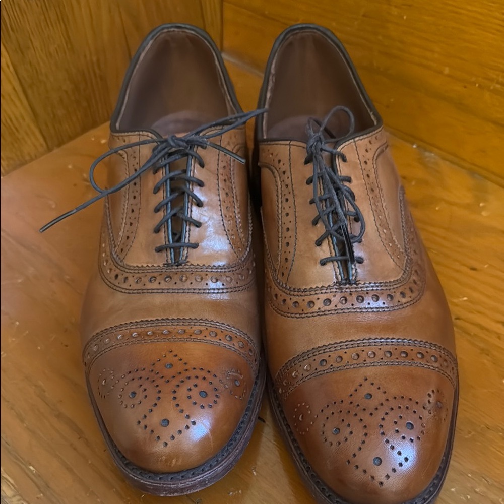 Allen Edmonds Men's Brown Leather Brogue Shoes